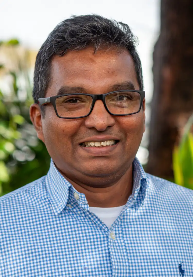Dr. Dinesh Kumarage